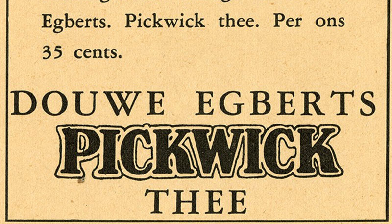 Oude verpakking van de Pickwick thee, gedrukt in zwart-wit.